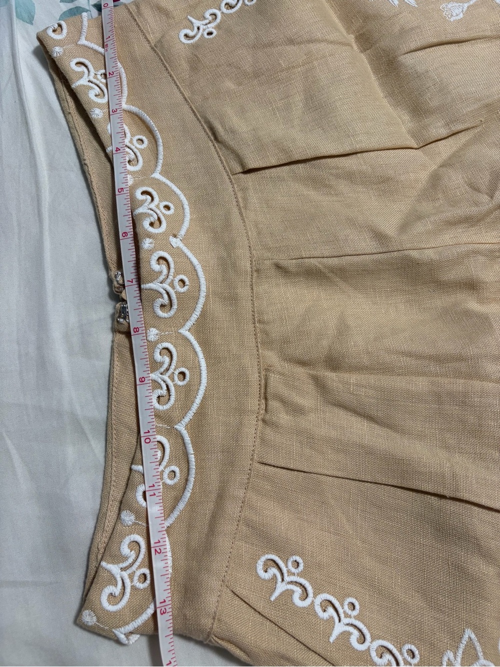 FARM Rio Tan Shorts with White Embroidered Trim - Picture 4 of 7